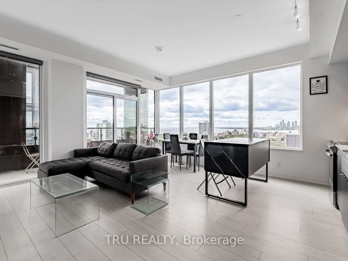 270 Dufferin Street, #LPH12