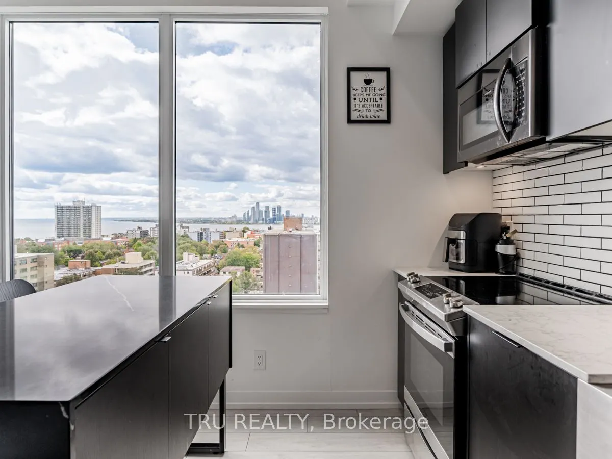 270 Dufferin Street, #LPH12