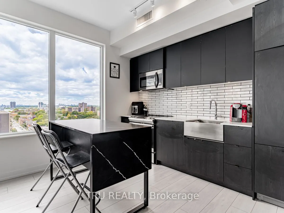 270 Dufferin Street, #LPH12
