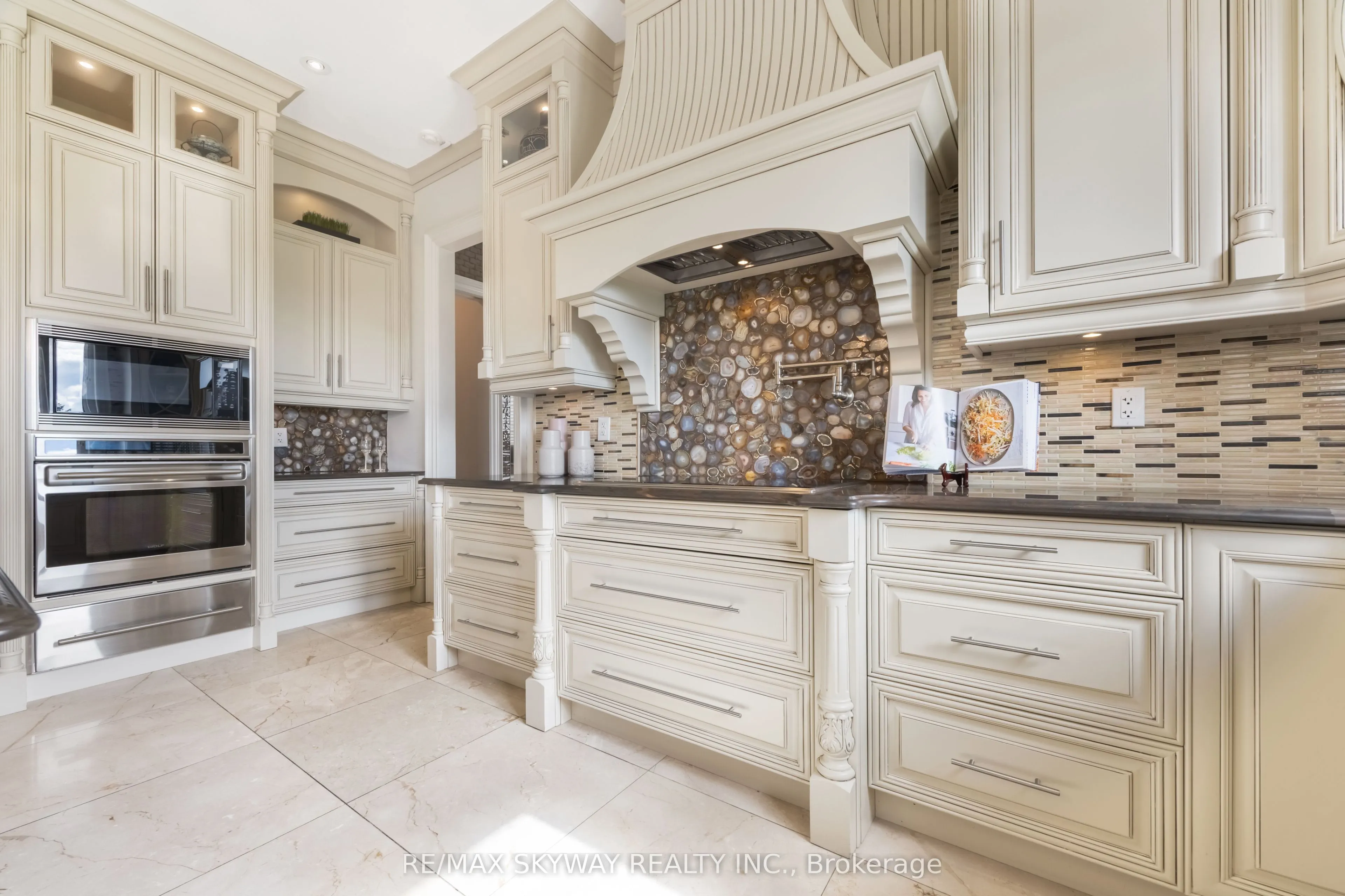 25 Everglade Drive