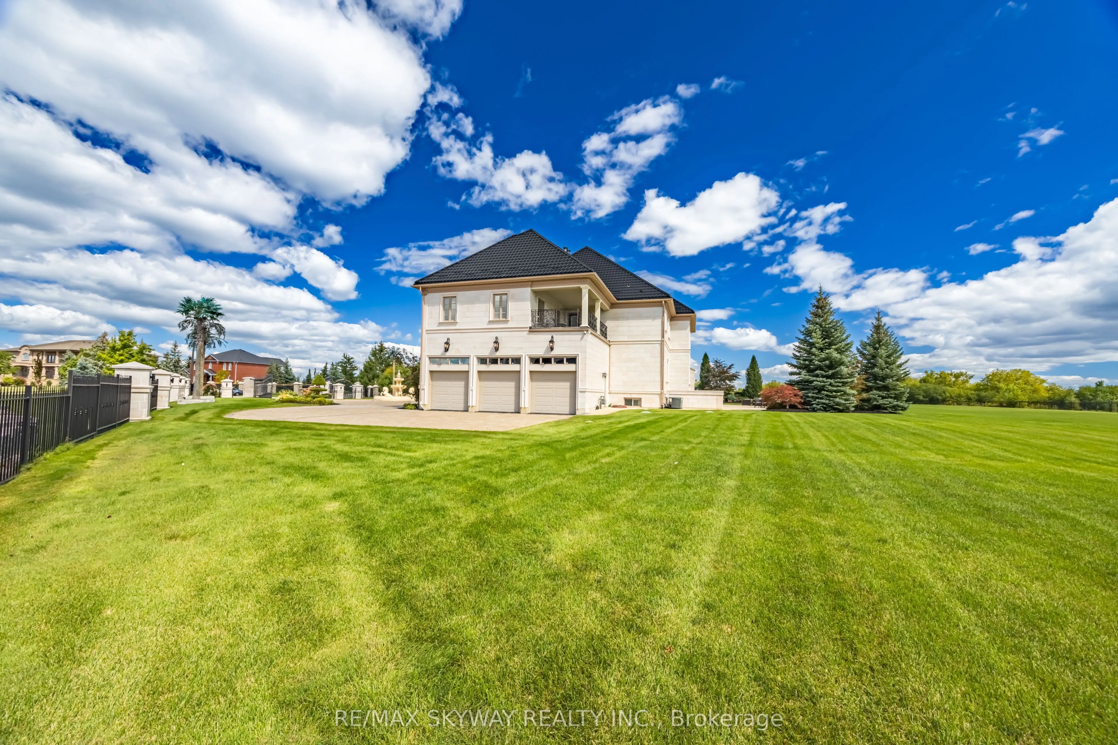 25 Everglade Drive