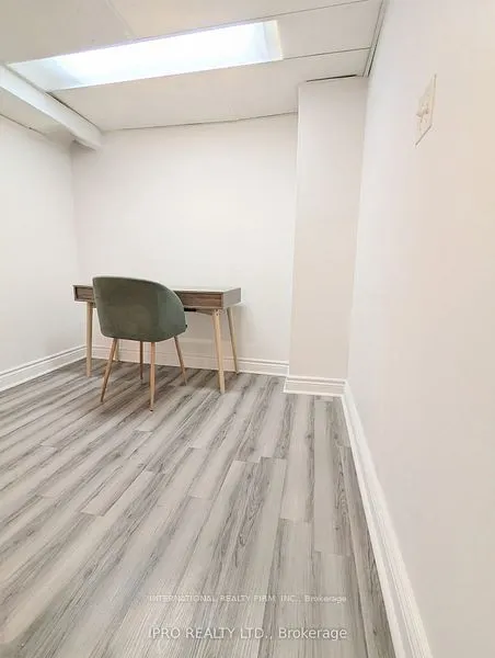 52 Vodden Court, #52