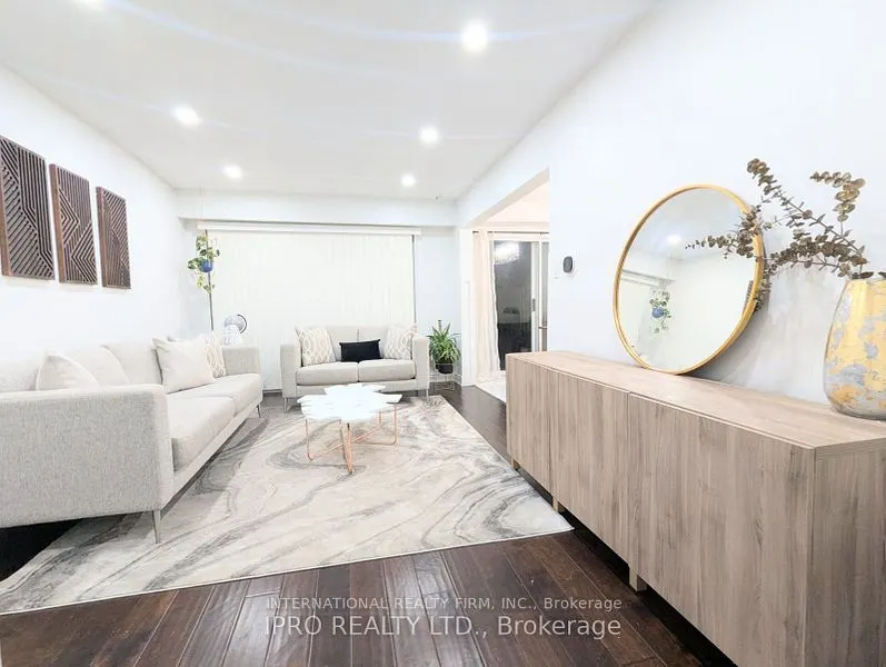 52 Vodden Court, #52