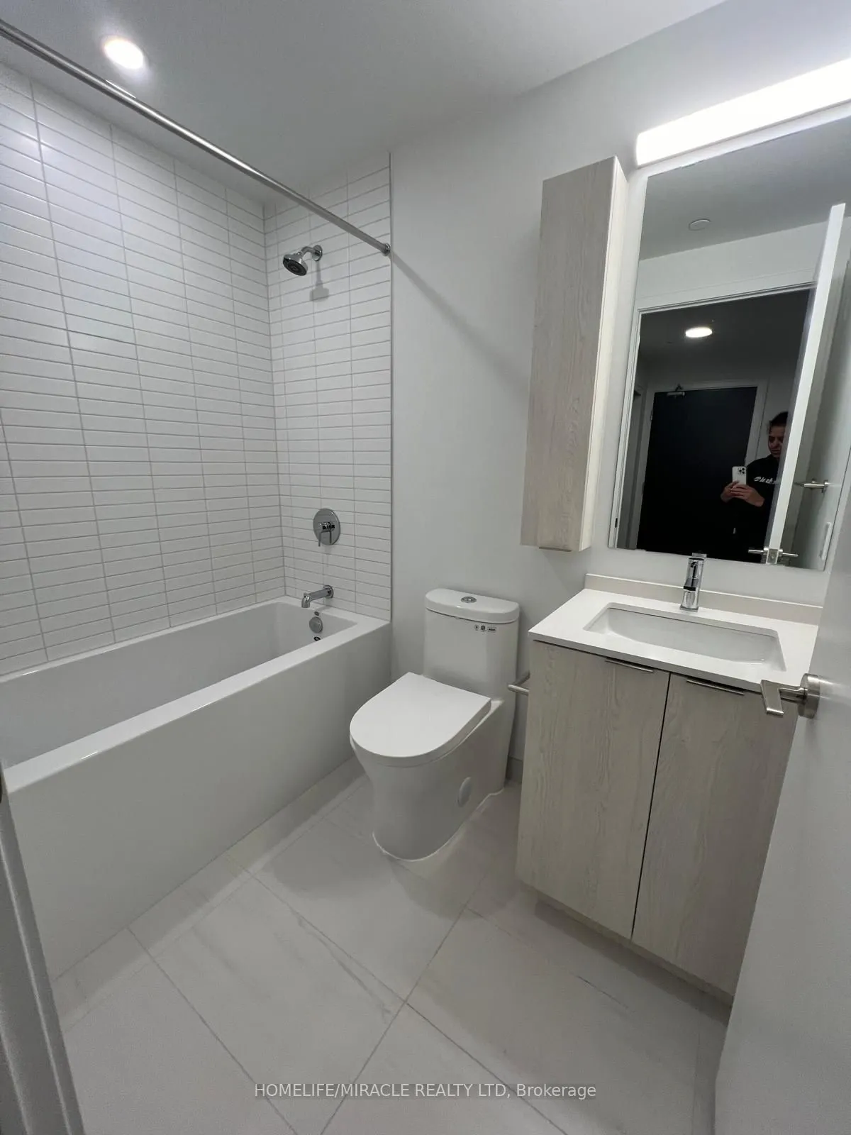 3009 Novar Road, #713