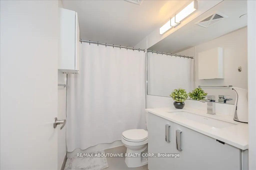 26 Gibbs Road, #926