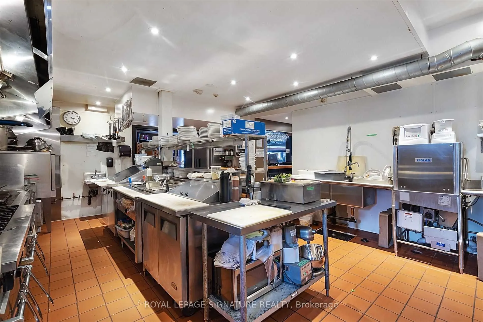 25 Mill Street, #2B
