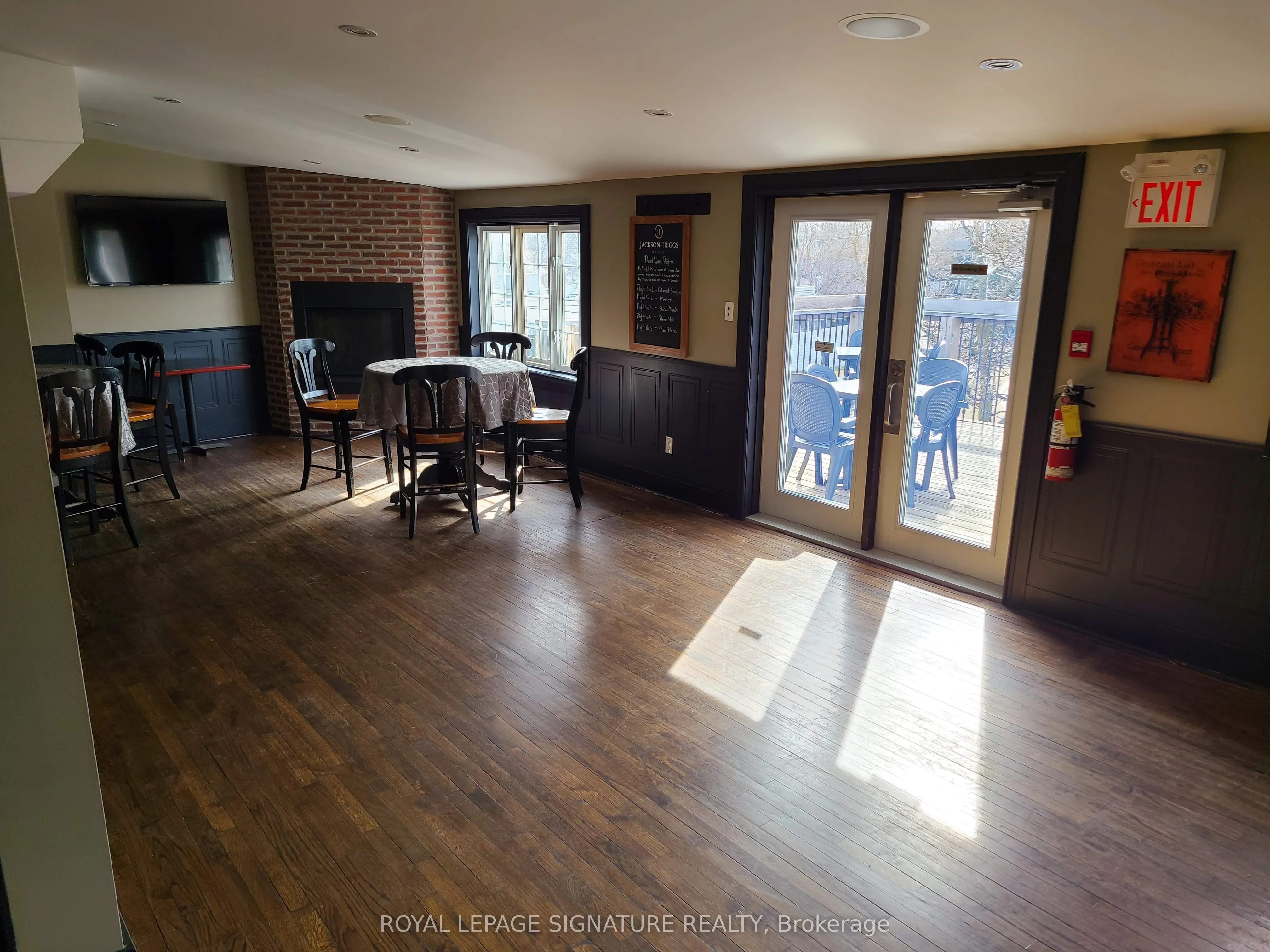 25 Mill Street, #2B