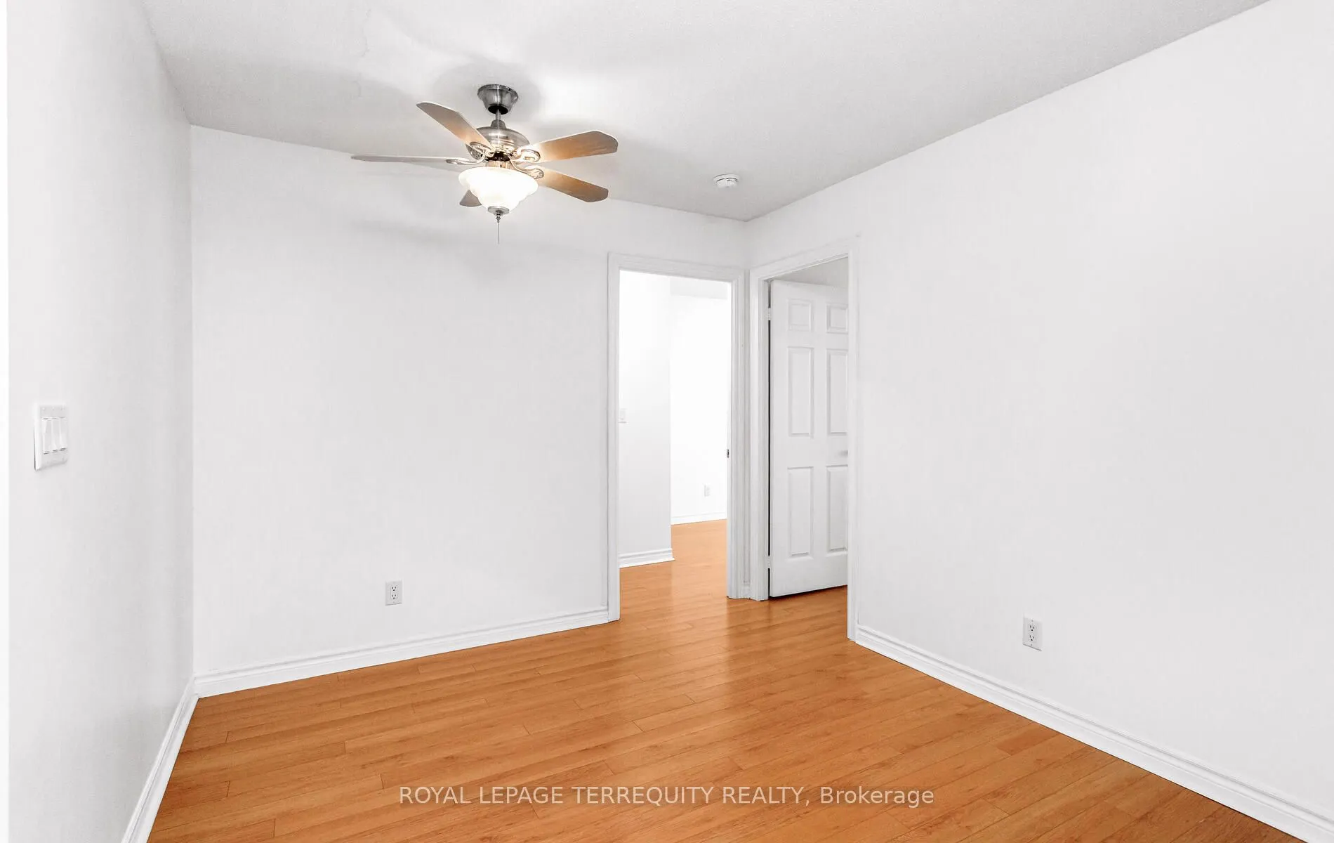 3888 Duke Of York Boulevard, #2828