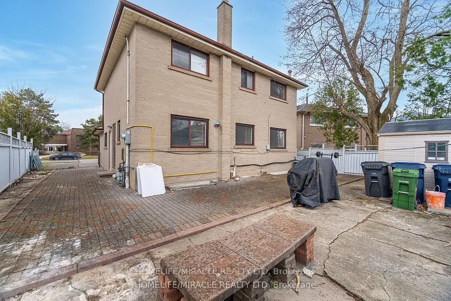 345 Silverstone Drive