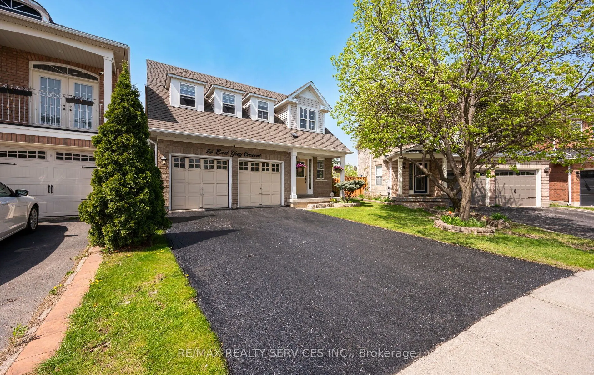 74 Earl Grey Crescent