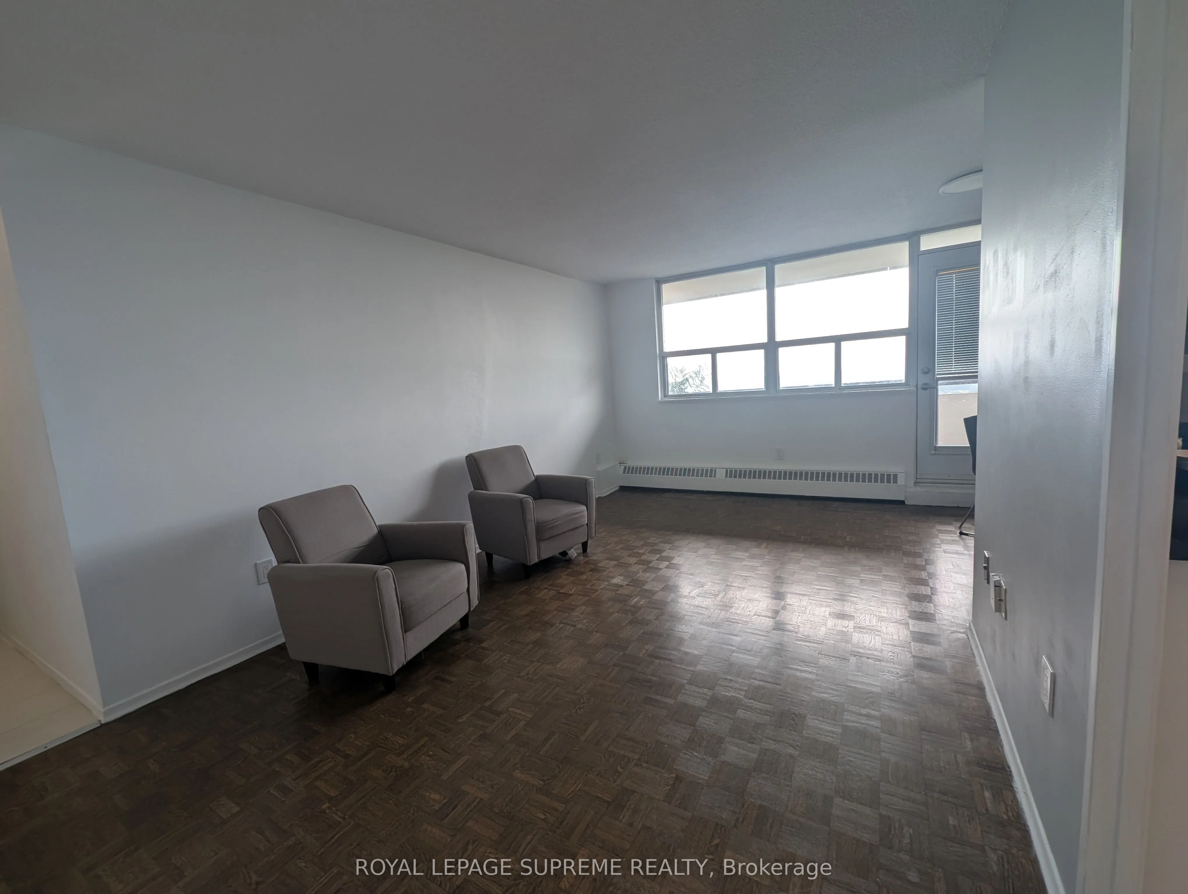 541 Blackthorn Avenue, #1514