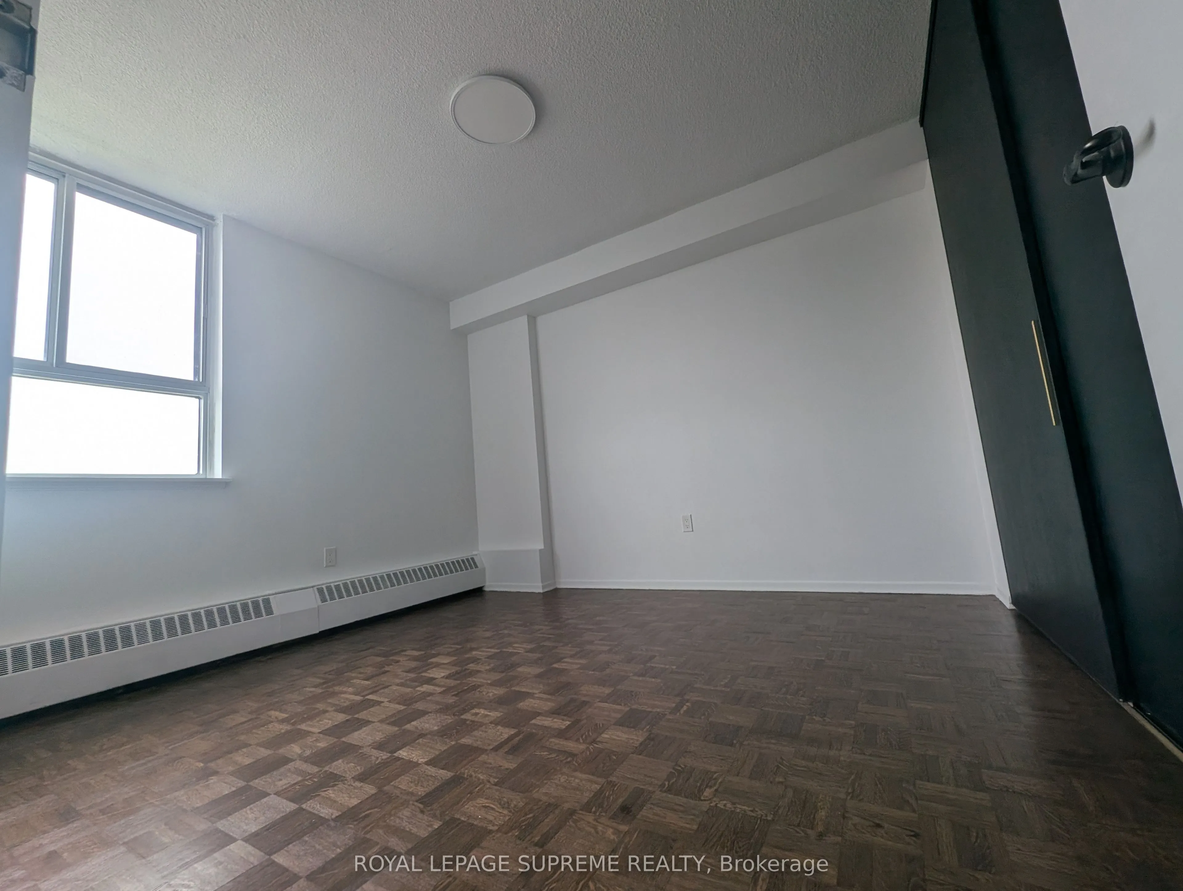 541 Blackthorn Avenue, #1514