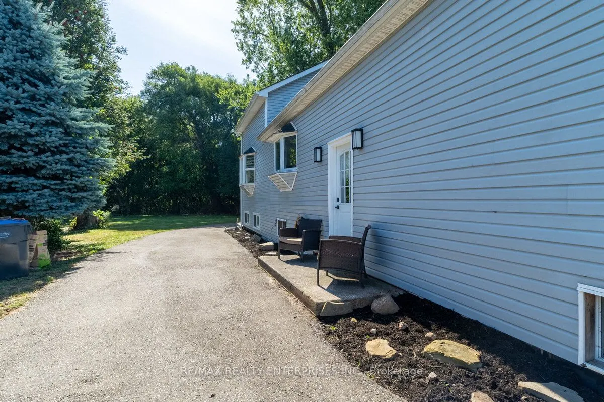 708 Montbeck Crescent