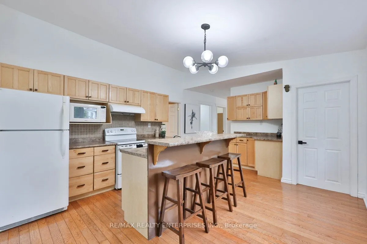 708 Montbeck Crescent