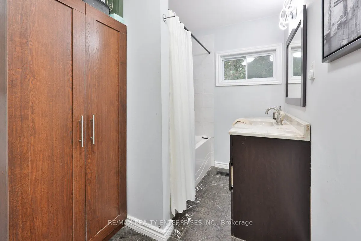 708 Montbeck Crescent