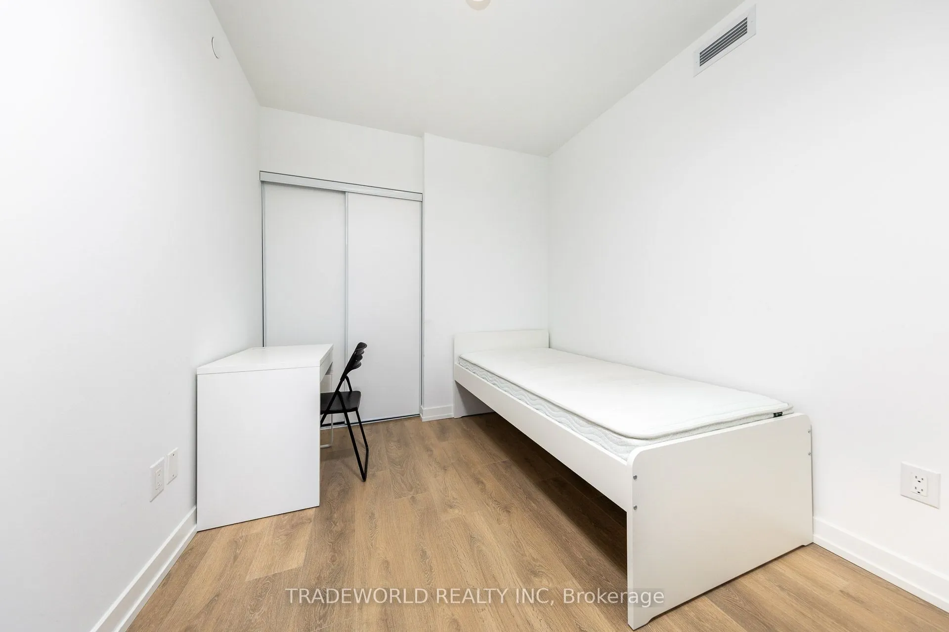 1100 Sheppard Avenue W, #826