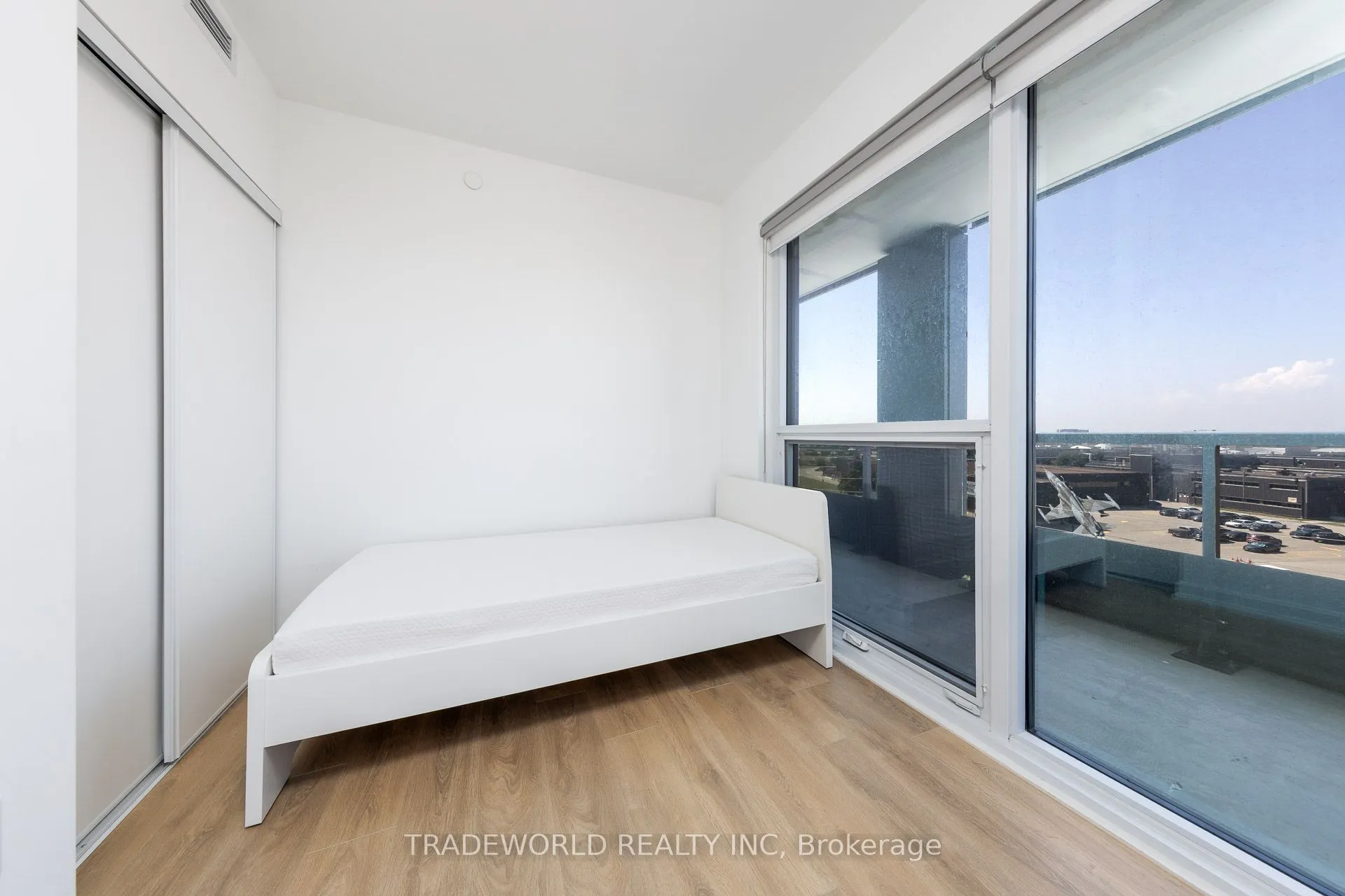 1100 Sheppard Avenue W, #826