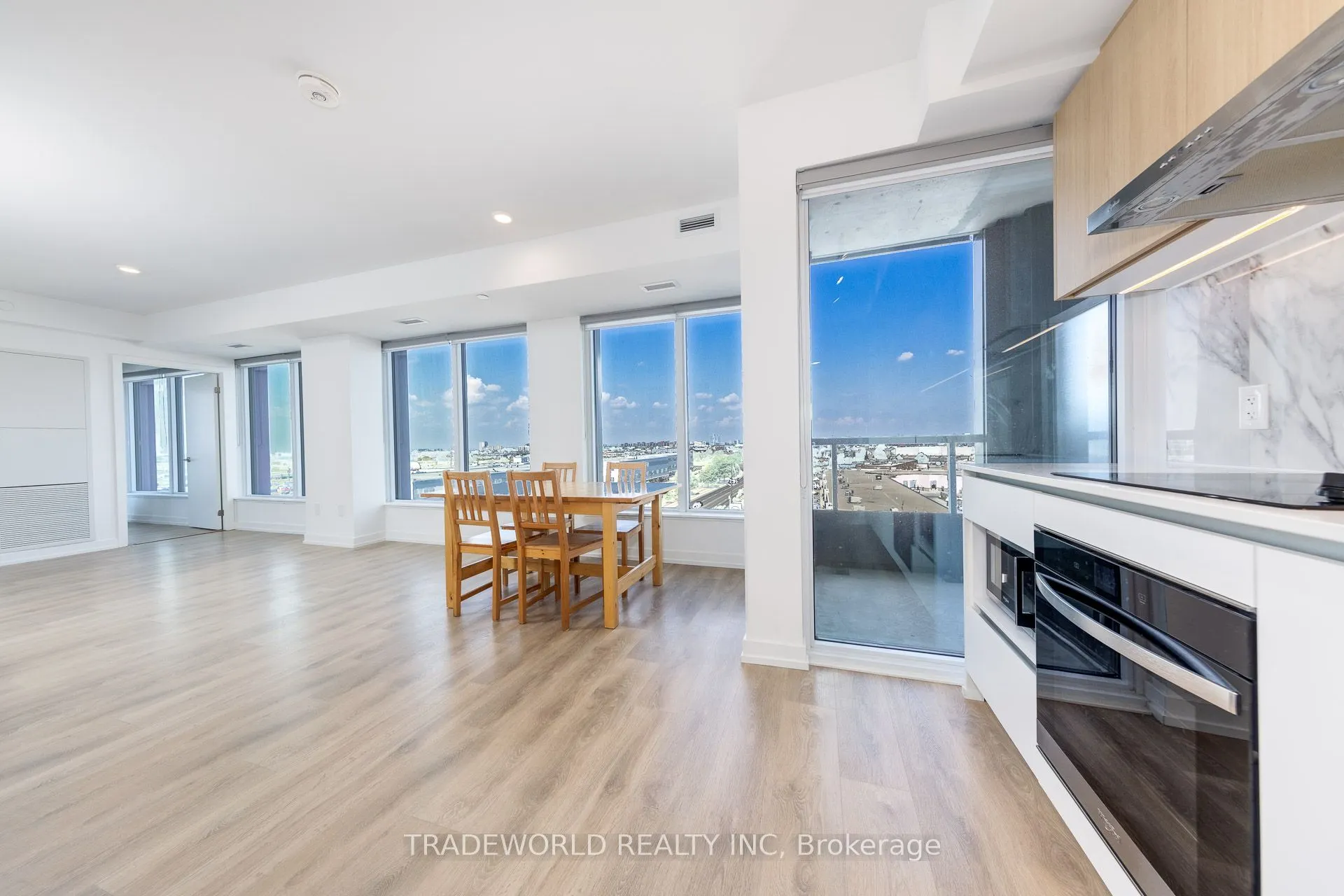 1100 Sheppard Avenue W, #826