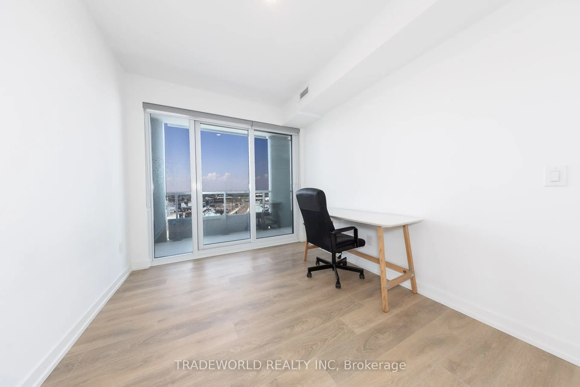 1100 Sheppard Avenue W, #826