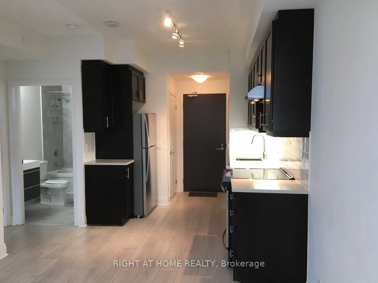 17 Zorra Street, #1702