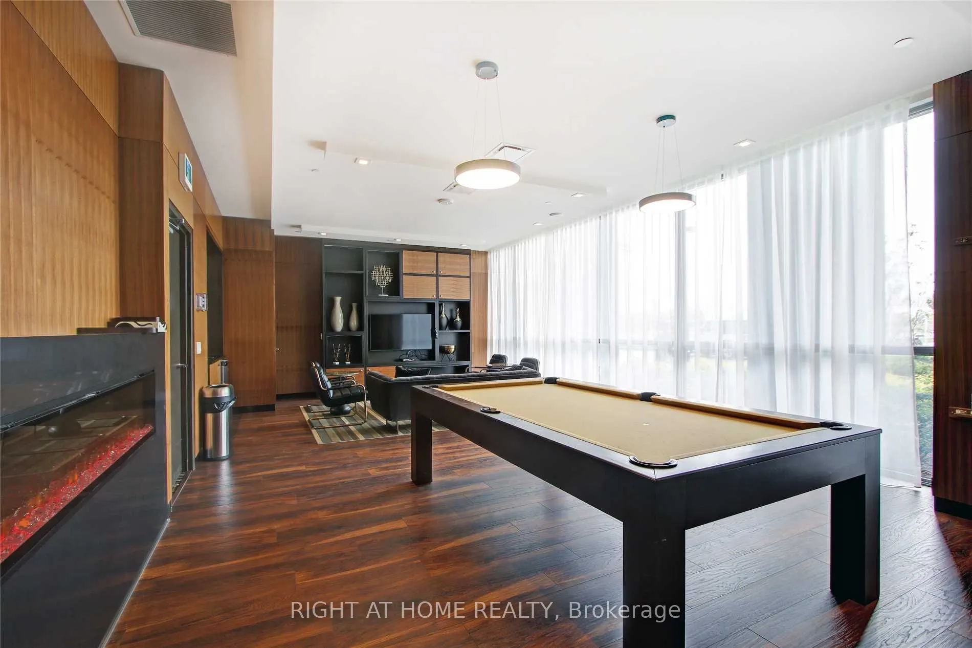 17 Zorra Street, #1702