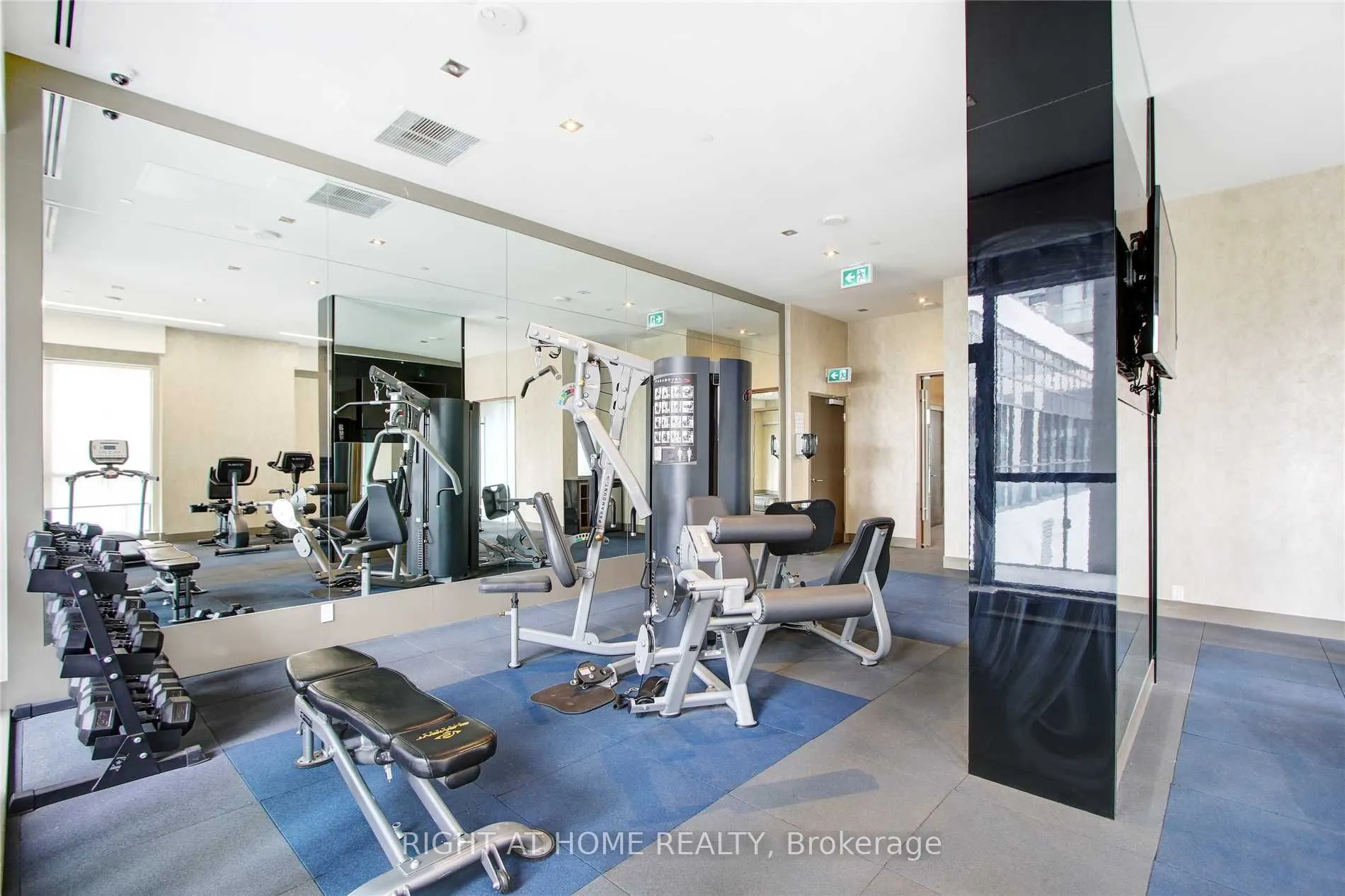 17 Zorra Street, #1702