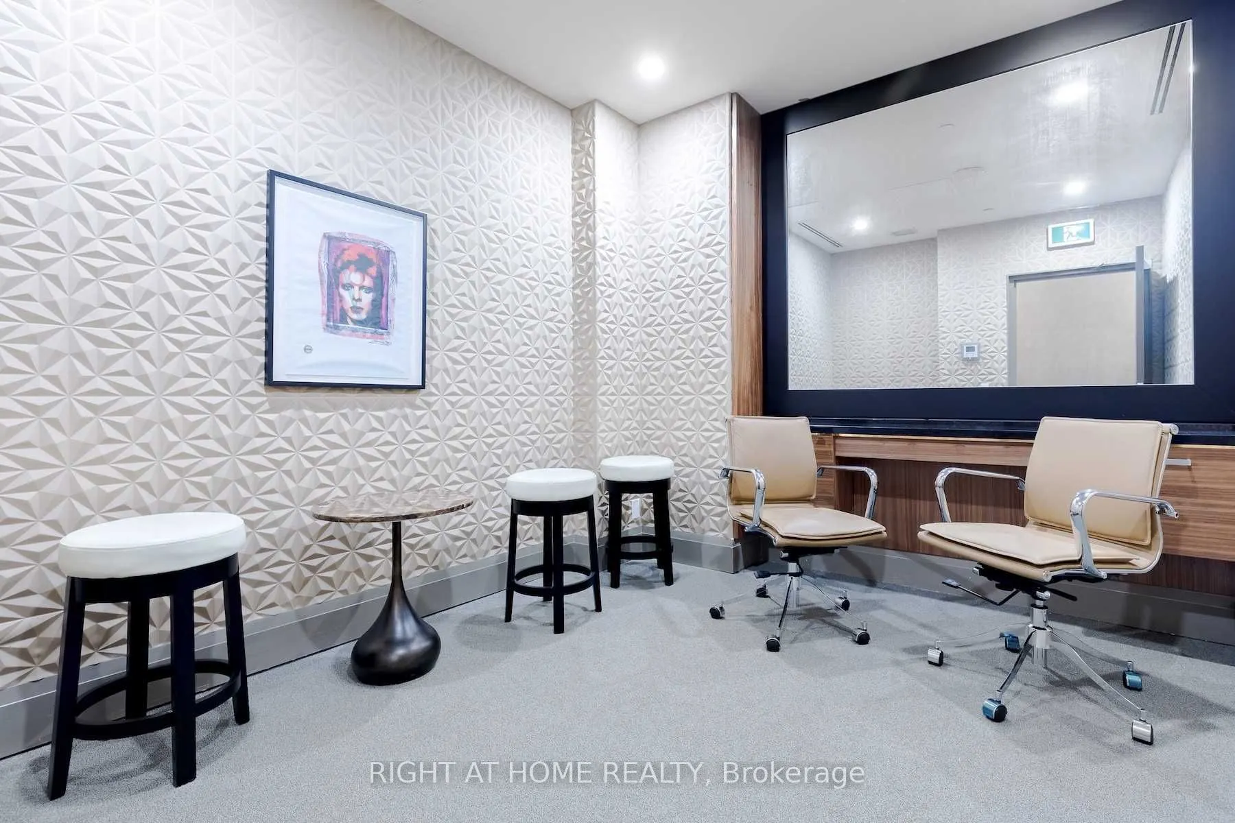 17 Zorra Street, #1702
