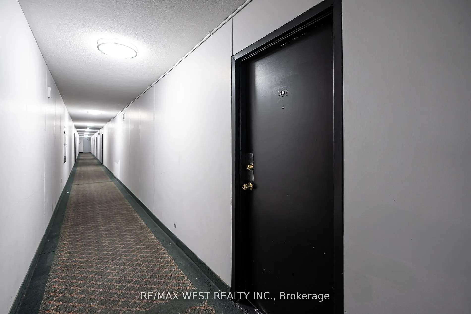340 Dixon Road, #209