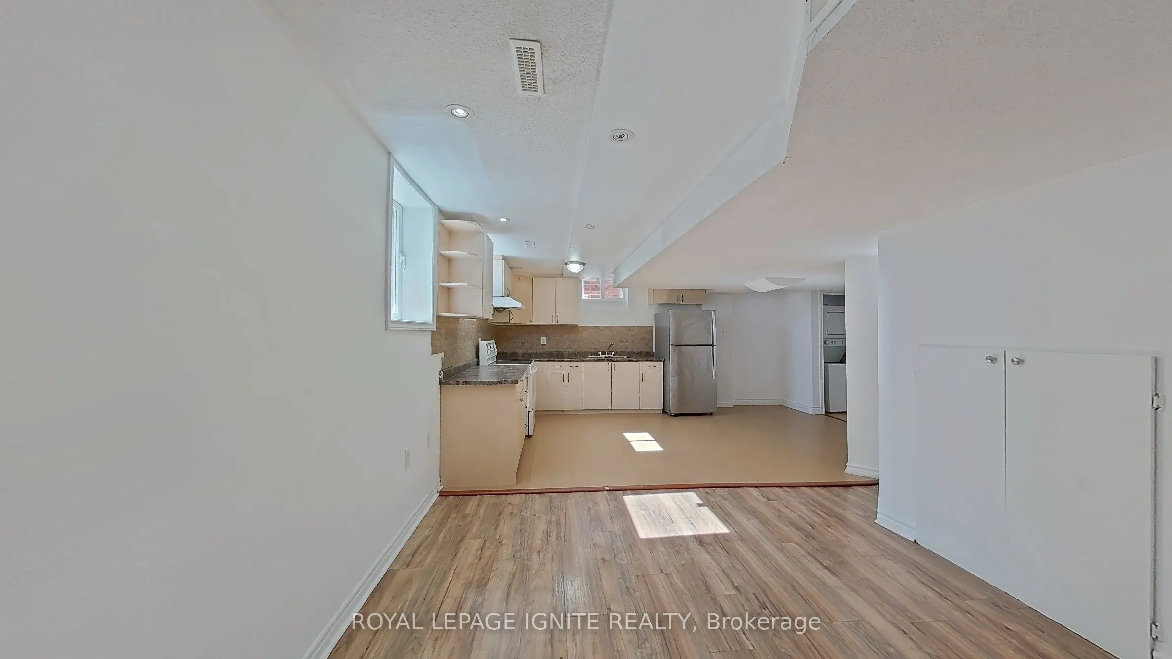 63 Eastbrook Way