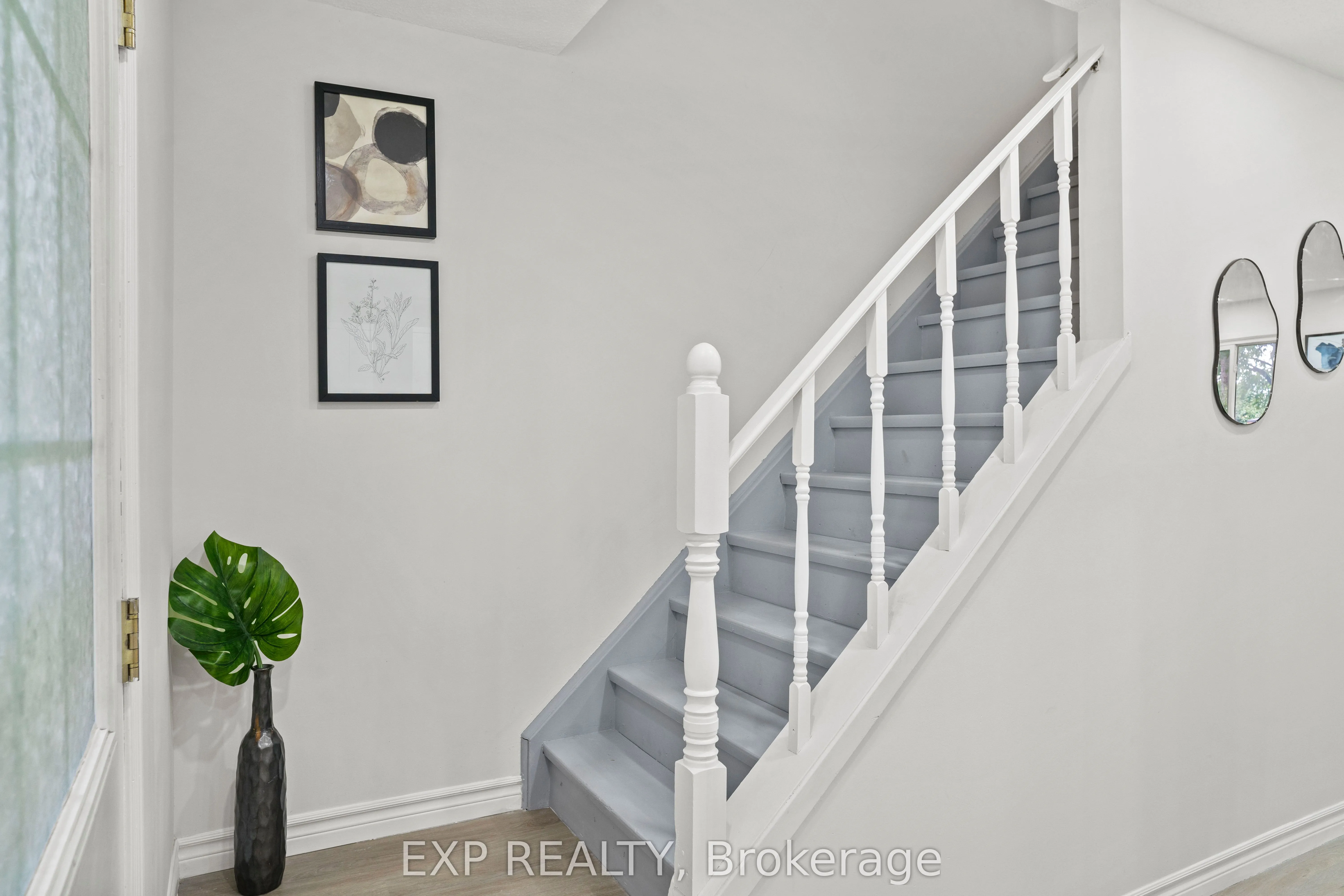45 Hansen Road N, #122