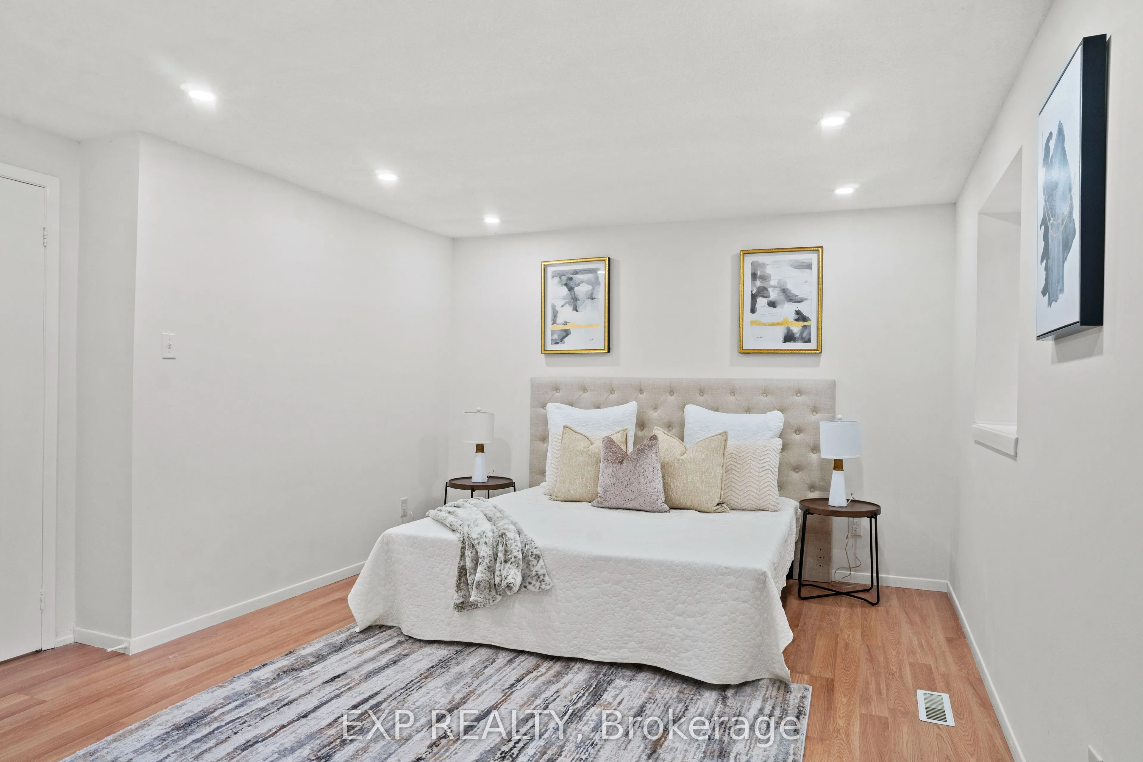 45 Hansen Road N, #122