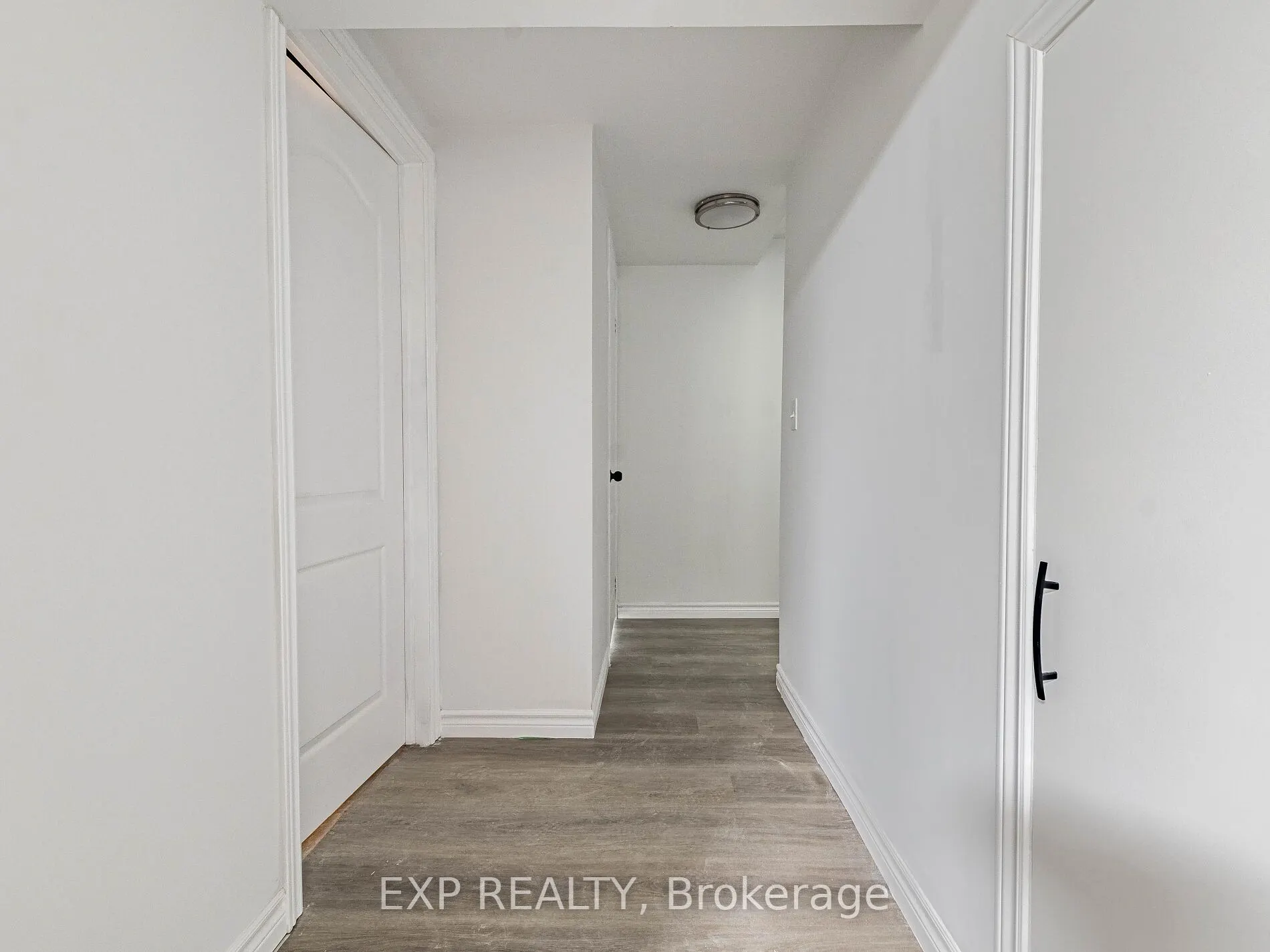 45 Hansen Road N, #122