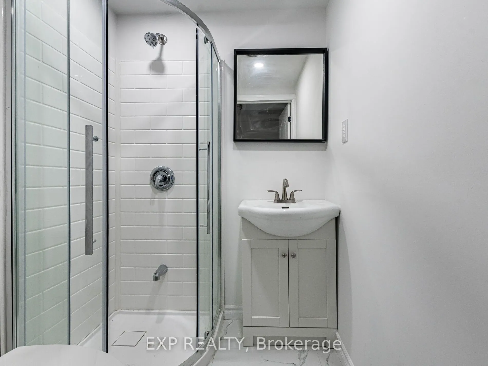 45 Hansen Road N, #122
