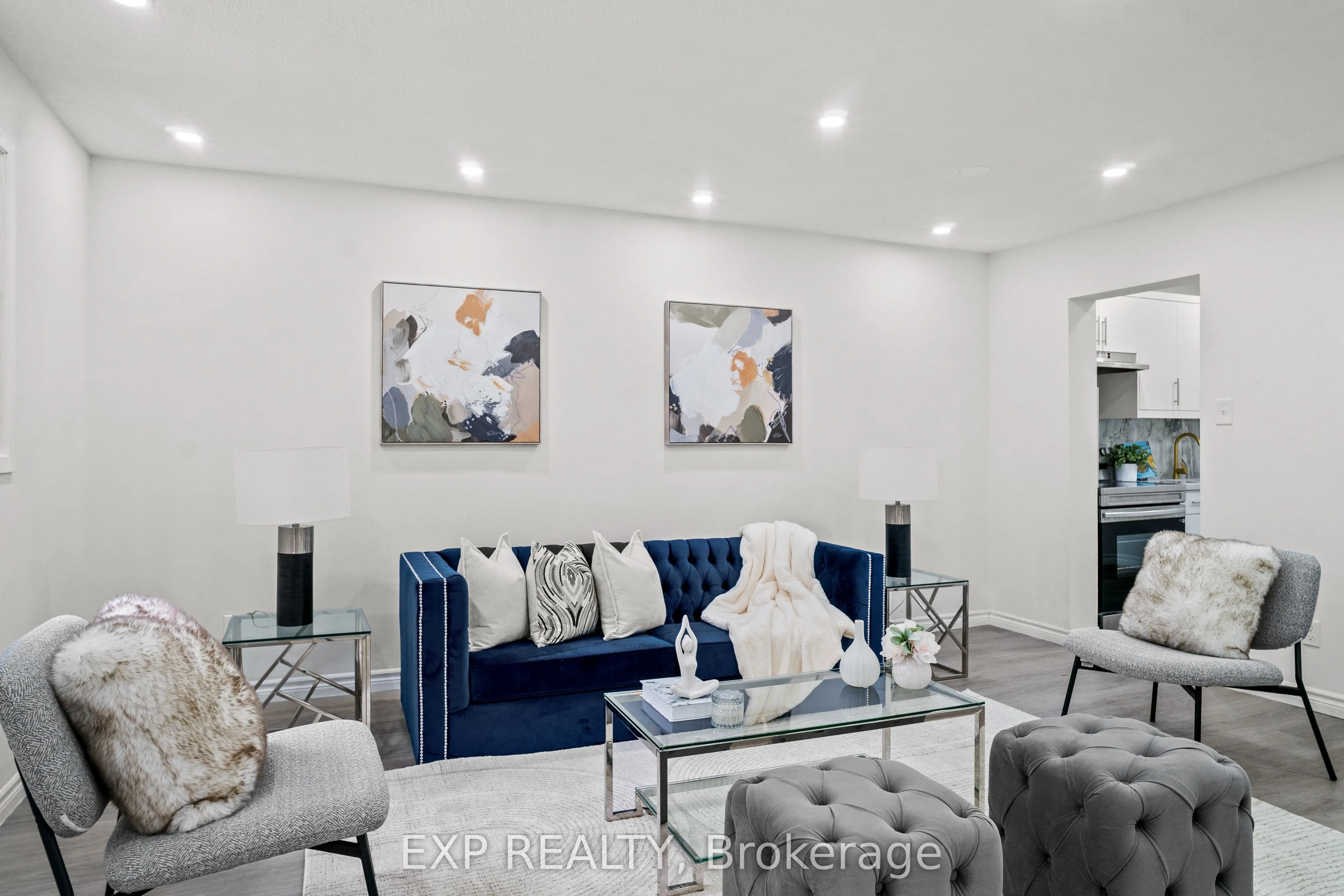 45 Hansen Road N, #122