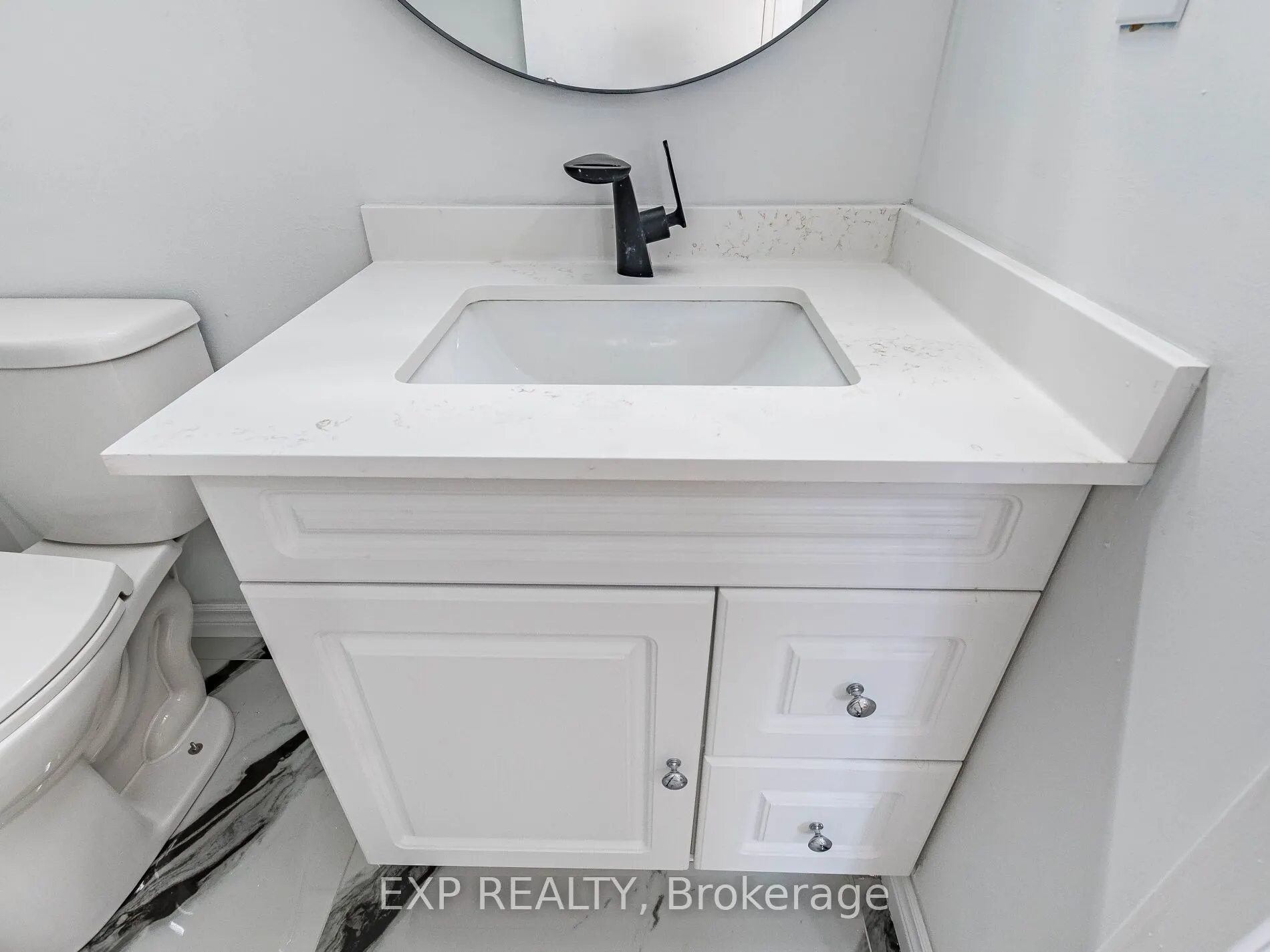 45 Hansen Road N, #122