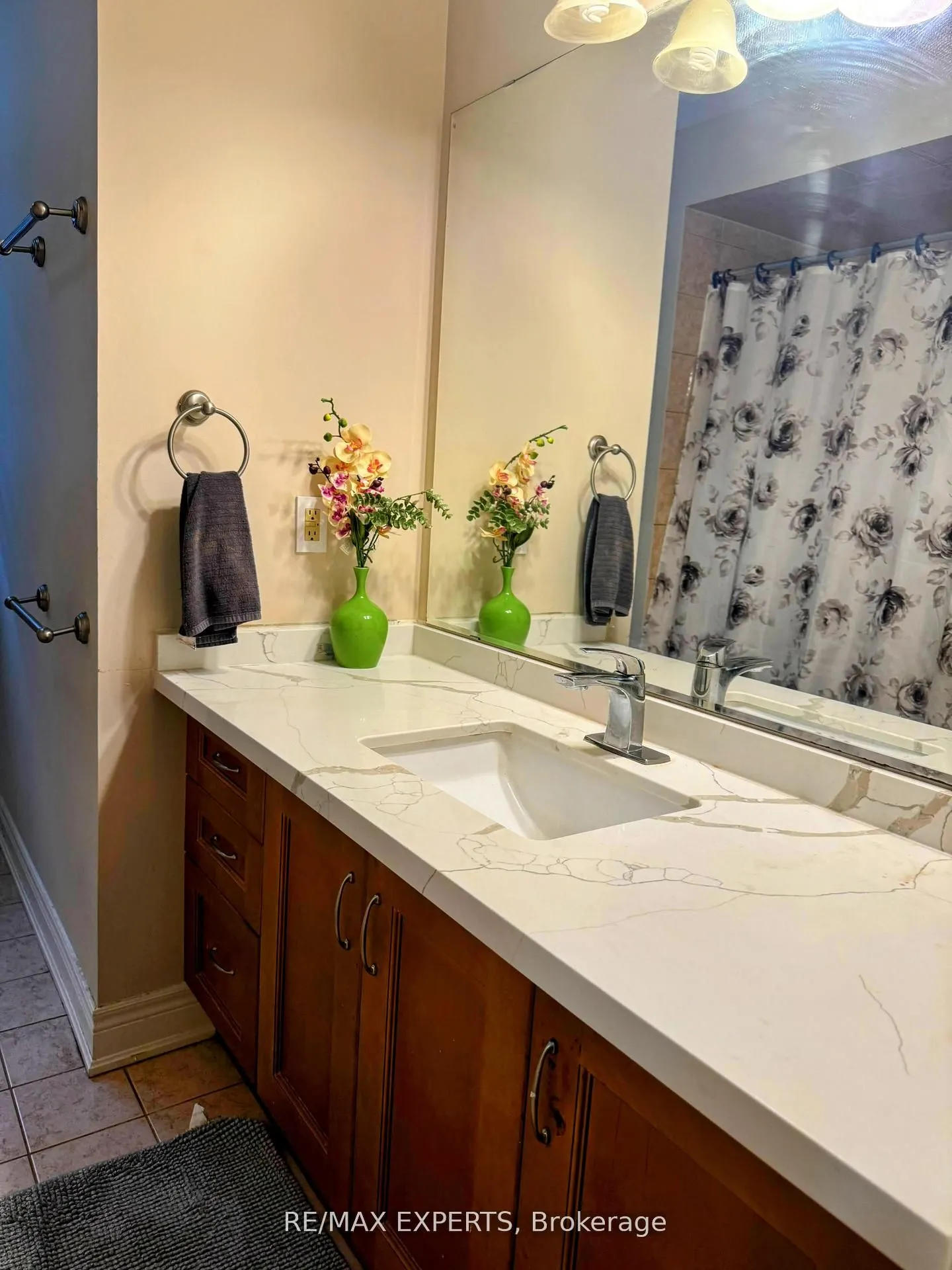 78 Bluffwood Crescent, #UPPER