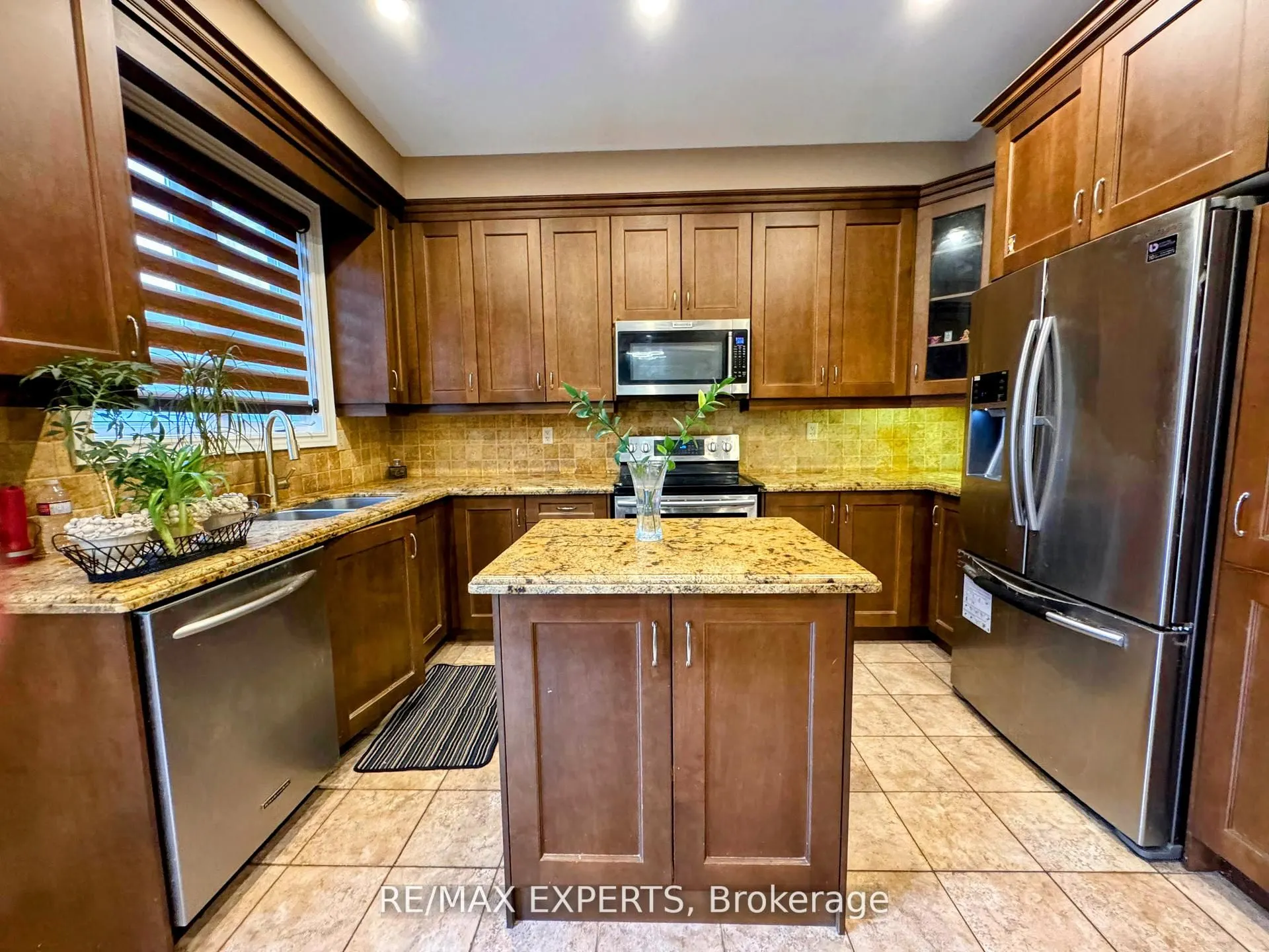 78 Bluffwood Crescent, #UPPER