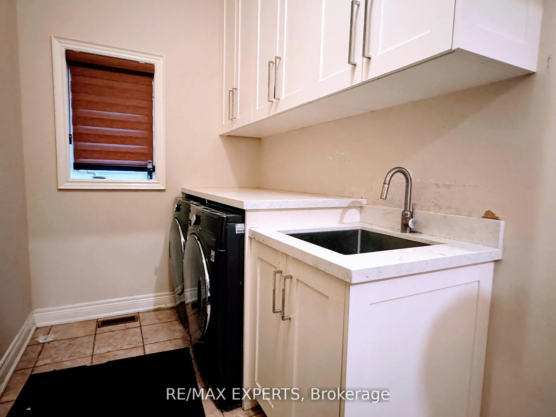 78 Bluffwood Crescent, #UPPER