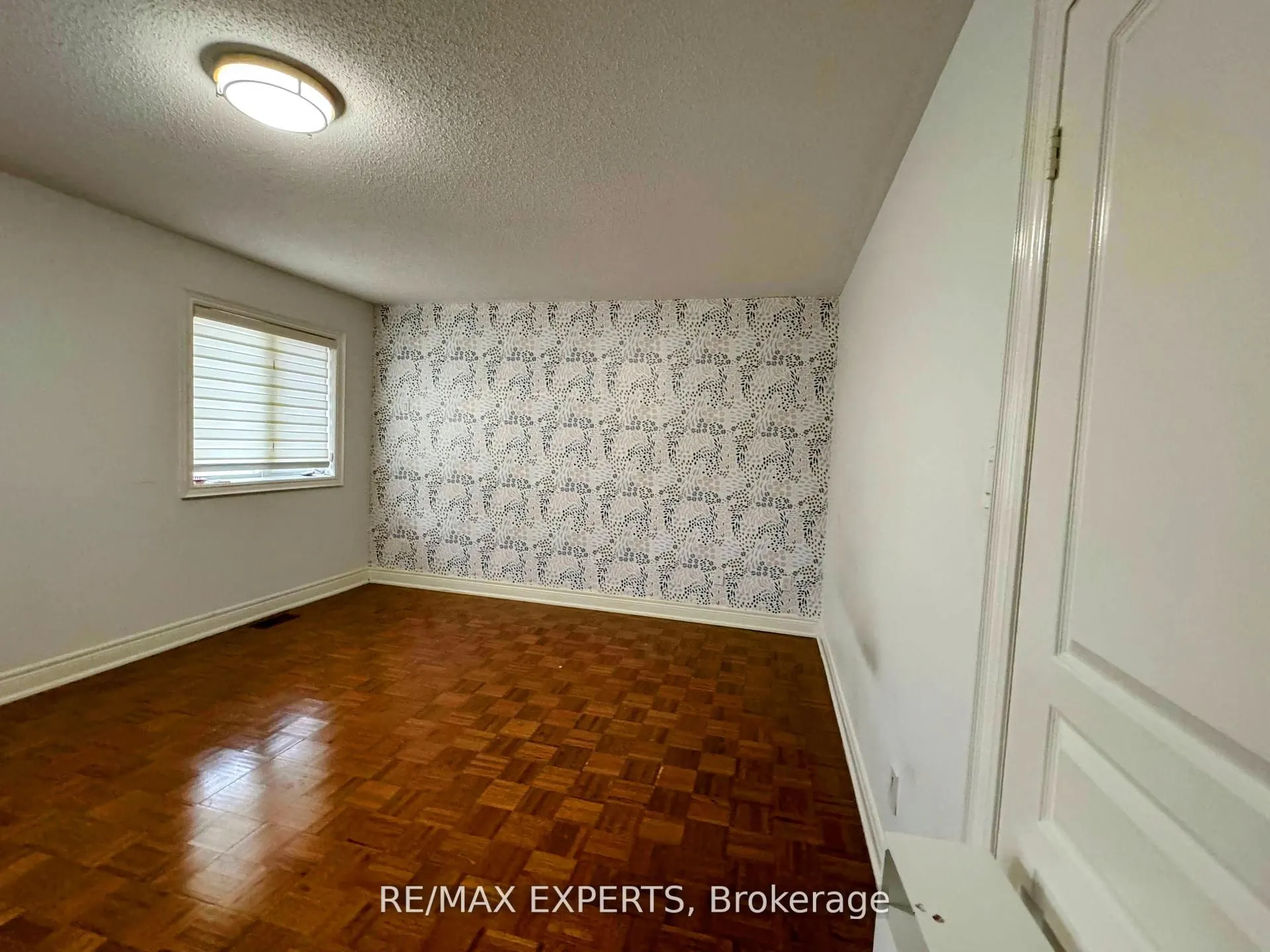 78 Bluffwood Crescent, #UPPER
