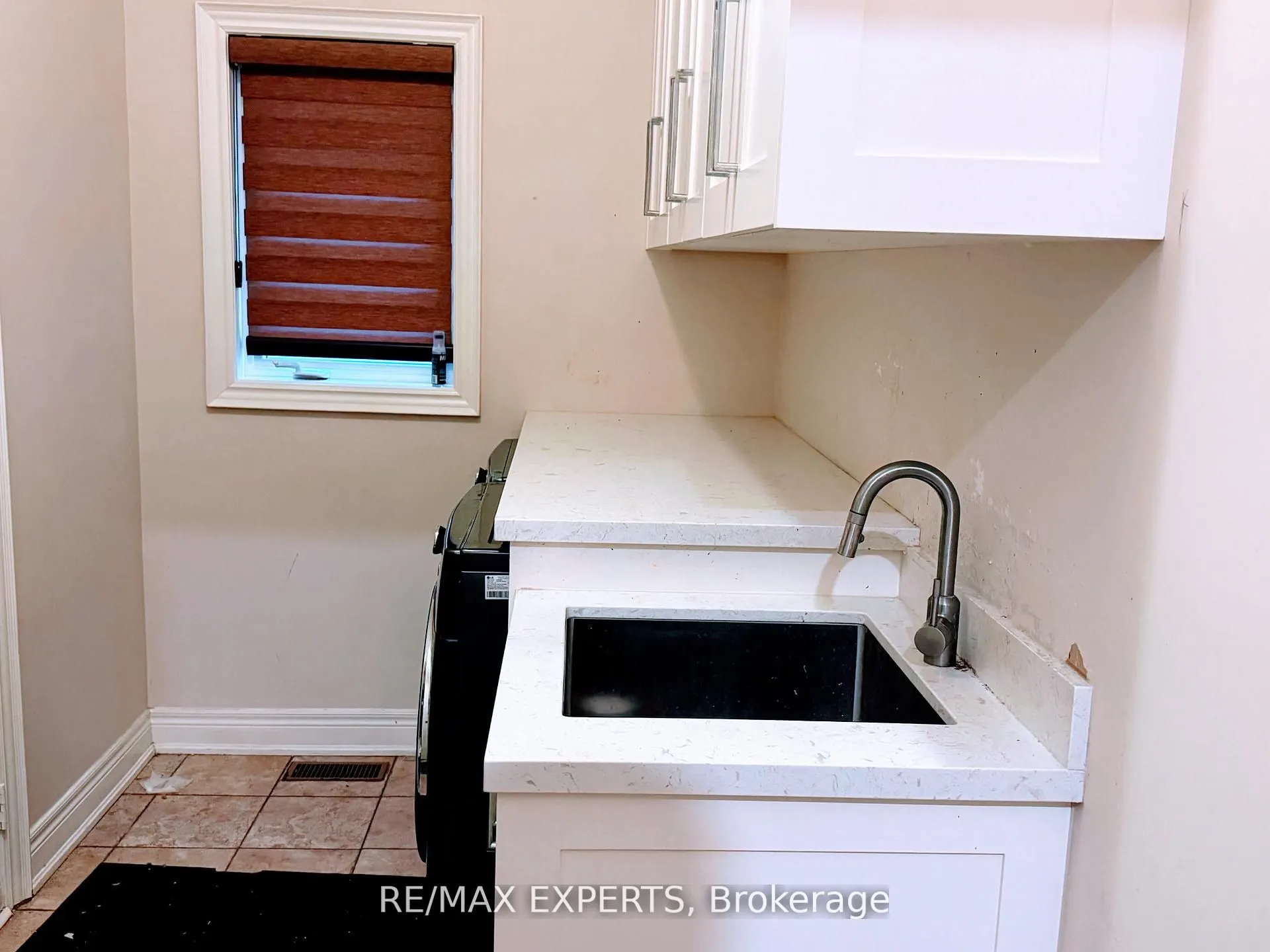 78 Bluffwood Crescent, #UPPER