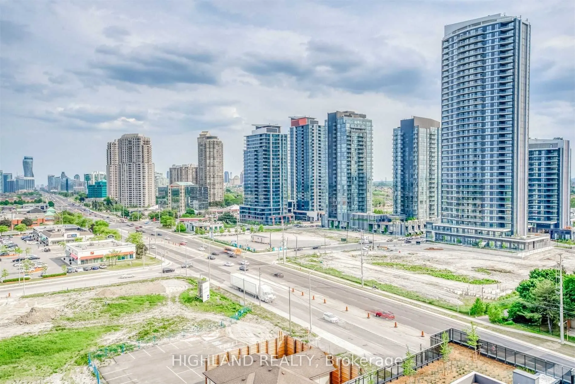 8 Nahani Way, #1120