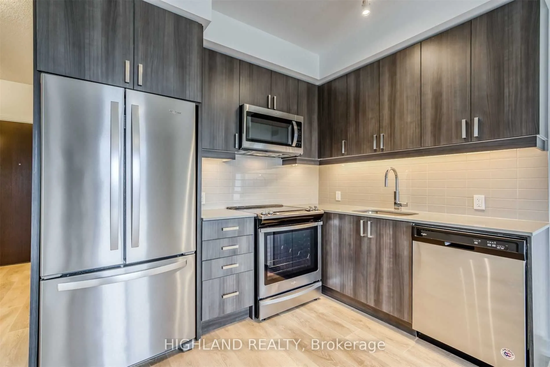 8 Nahani Way, #1120