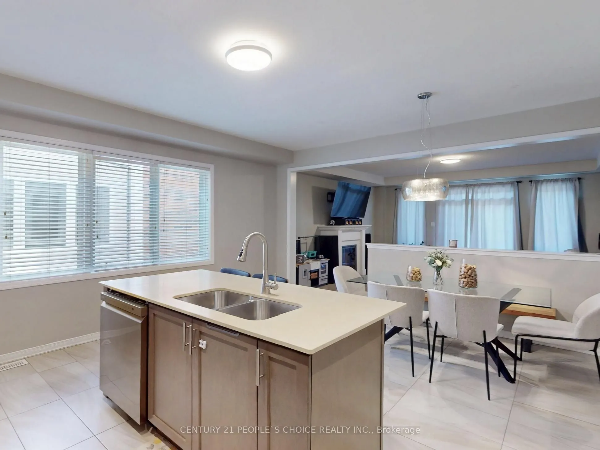 101 Preston meadows Avenue