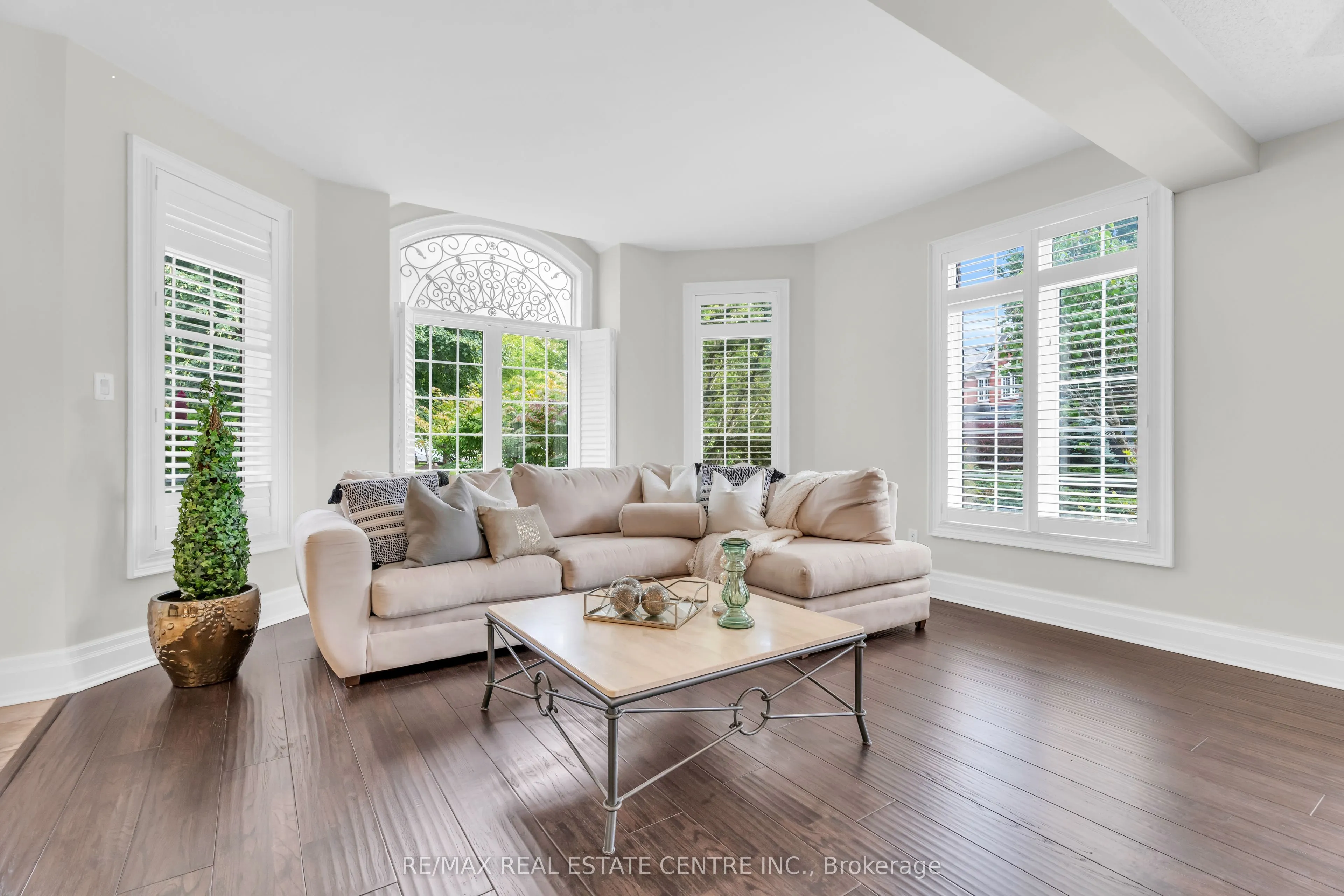 34 North Ridge Crescent