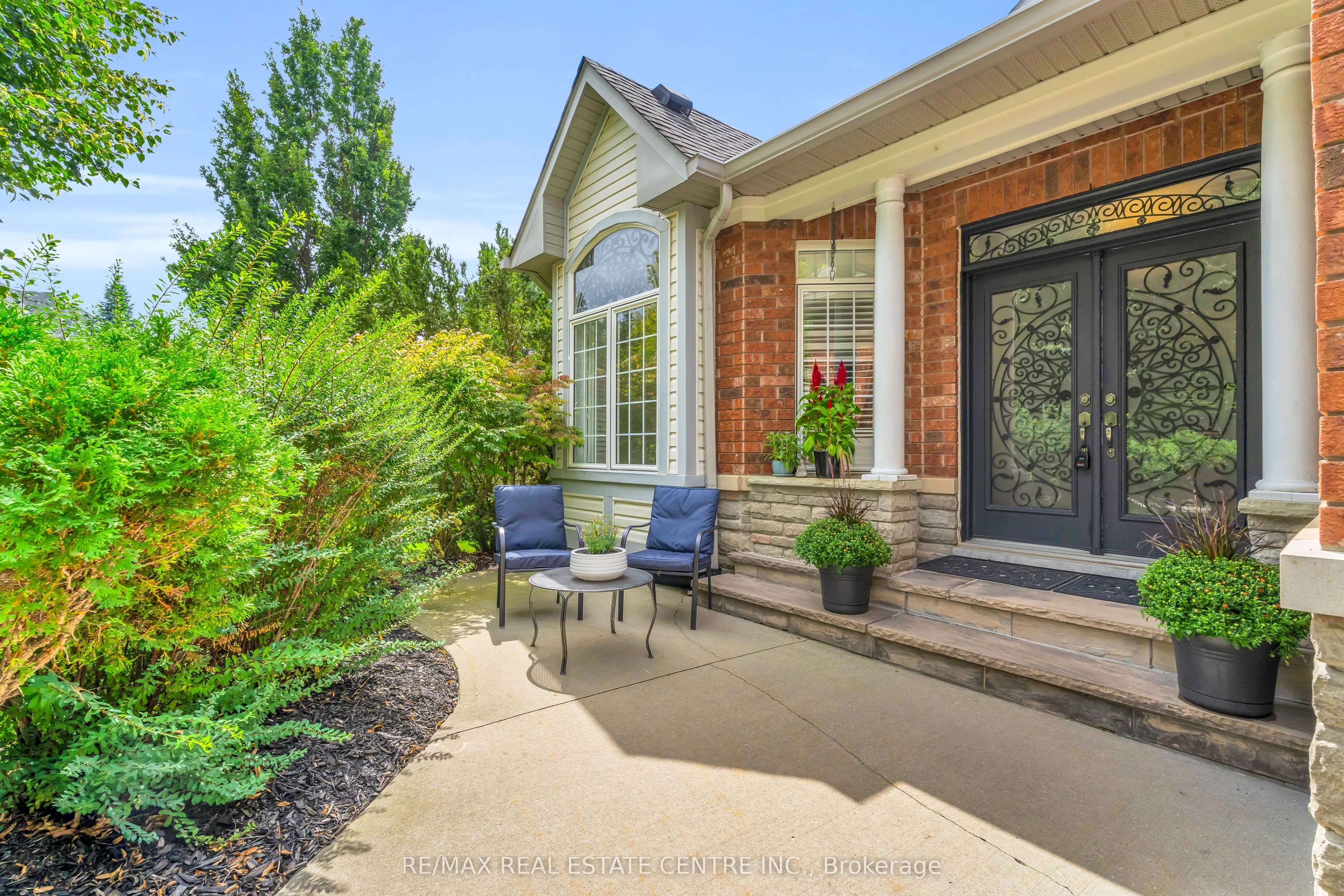34 North Ridge Crescent