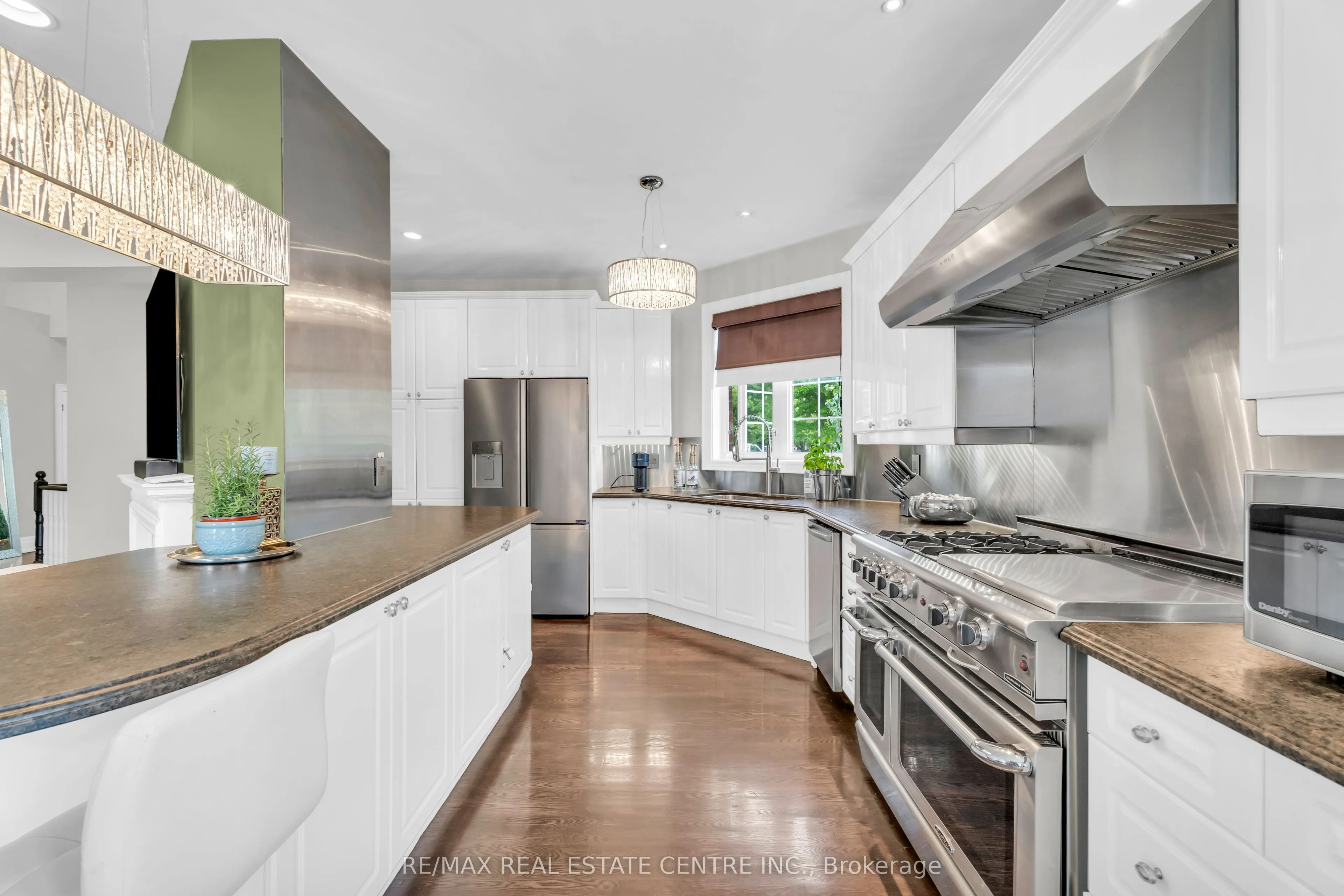 34 North Ridge Crescent
