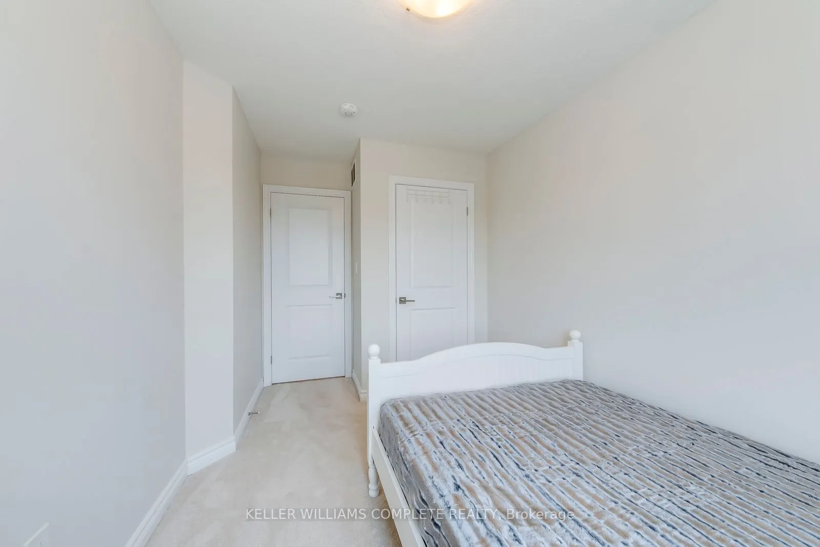 445 Ontario Street S, #76