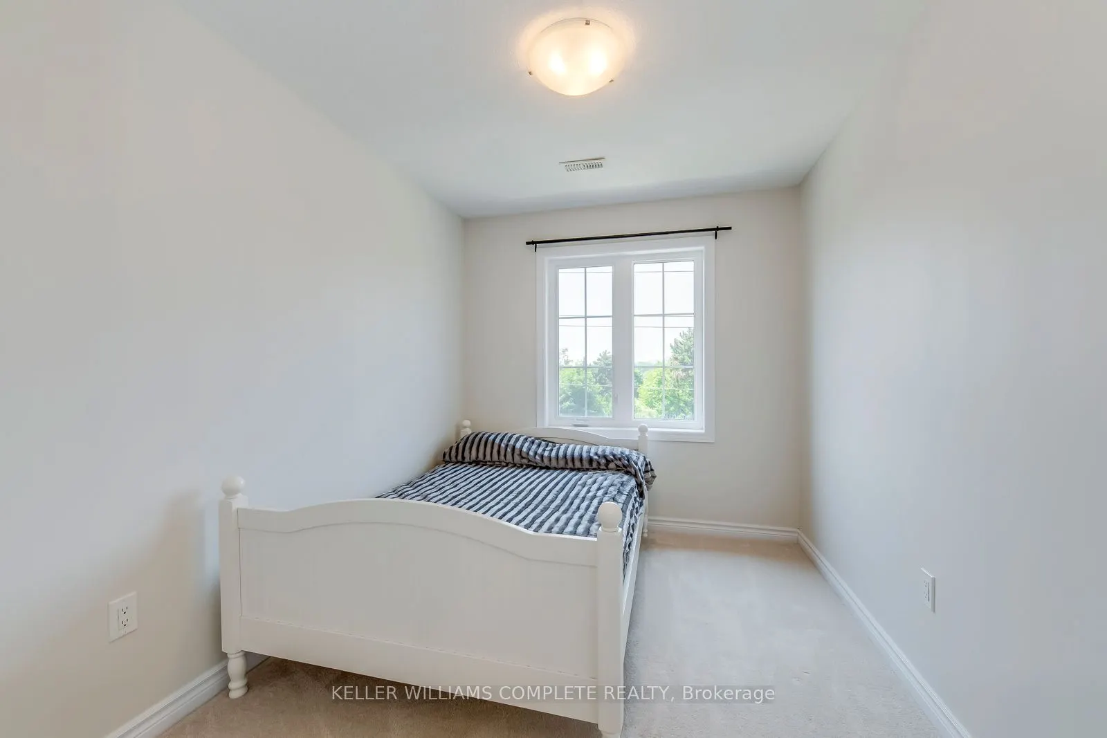 445 Ontario Street S, #76