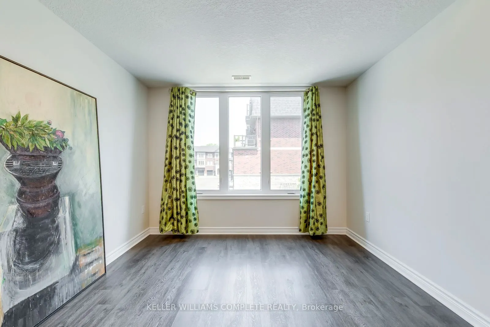 445 Ontario Street S, #76