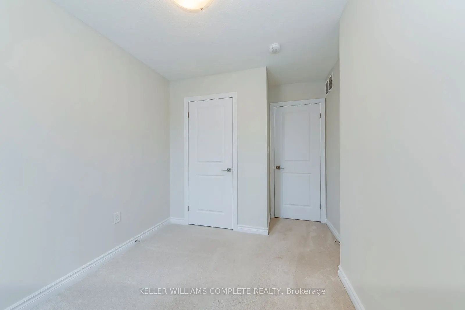 445 Ontario Street S, #76